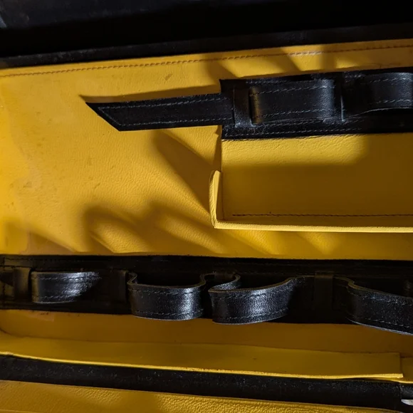 Vintage Greta Italian leather train case/cosmetic bag - Picture 8 of 15